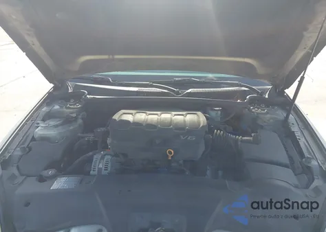 2010 Buick Lucerne Cxl Special Edition z USA, uszkodzony, nr VIN 1G4HD5EM0AV111329